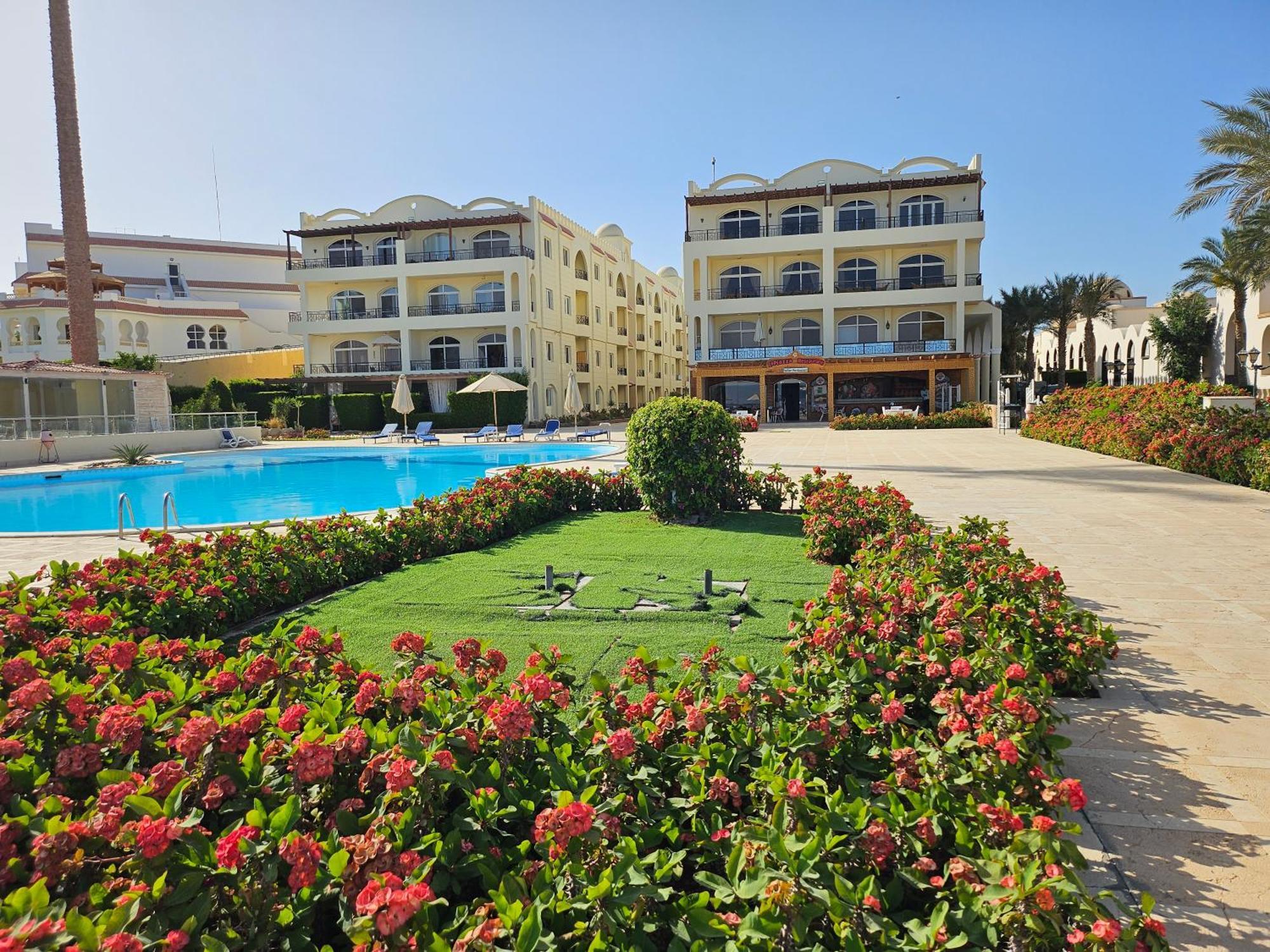 Palm Beach Piazza Apart Hotel Sahl Hasheesh Hurghada Eksteriør billede